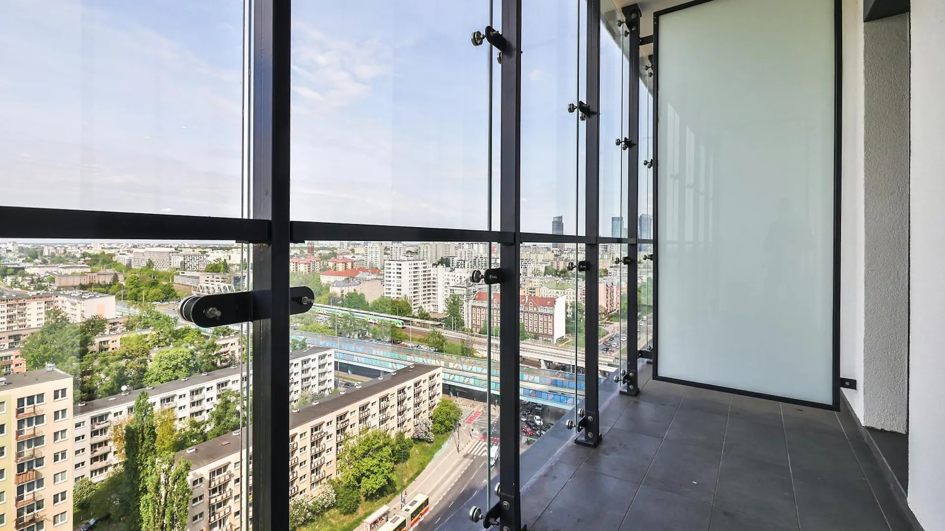 Kasprzaka 29 Wola Tower Free Garage By Perfect Apart Warszawa Polen